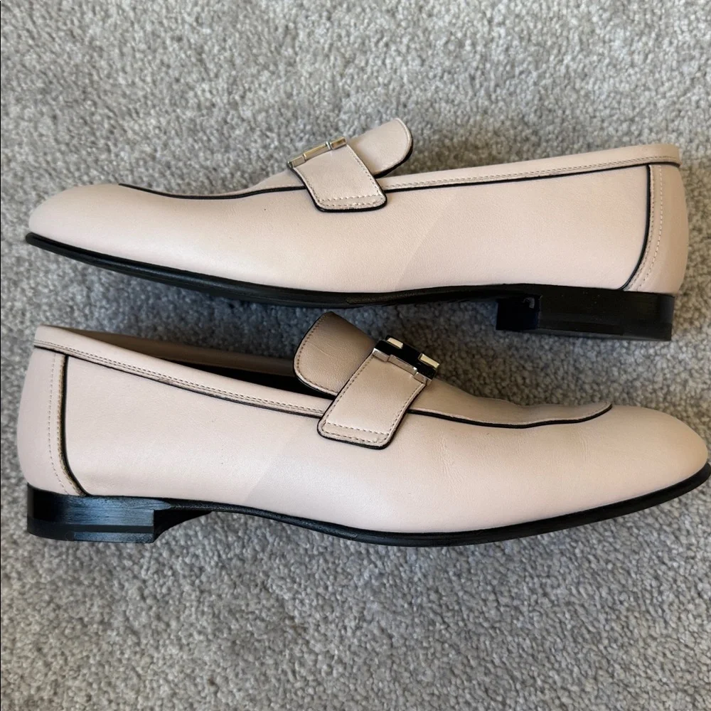 Hermes light pink Loafers with silver buckle, size 38 - Picture 6 of 7